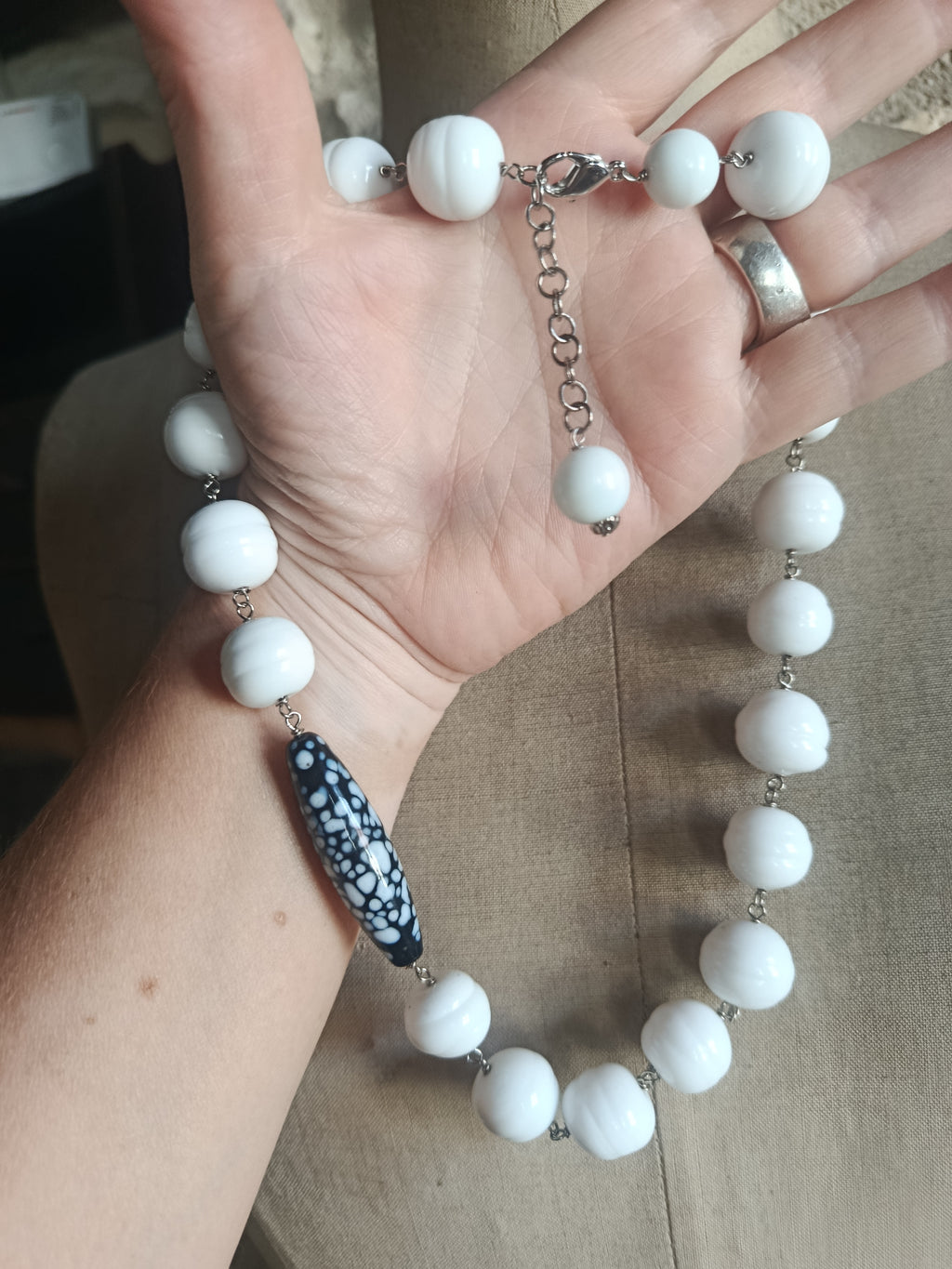 Collier perle en verre