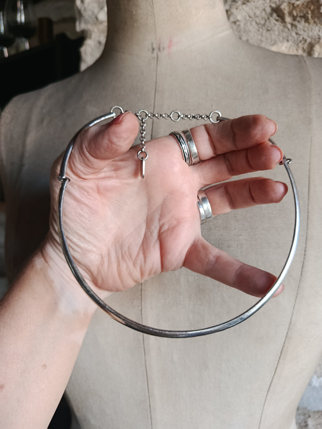 Collier raz de coup
