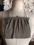 Sac bourse Art Nouveau en métal argenté